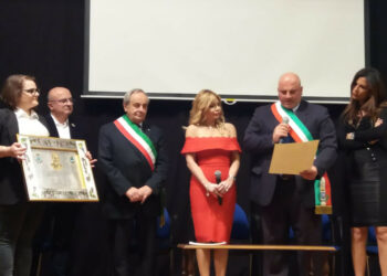 Premio al Primo Cittadino di Matera Raffaello De Ruggeri alla 7^ Giornata regionale del Calendario in Memoria di Lilio